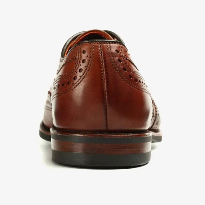 Allen Edmonds University Wingtips Dress Shoes Chili Burnished Leather Men Oxfords and Derbys