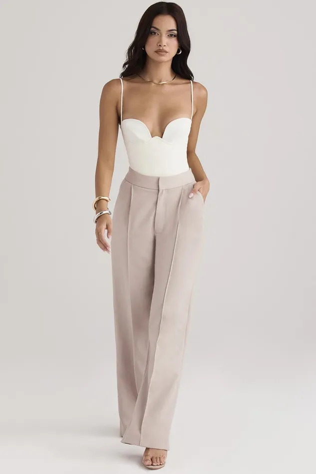 House Of CB AliviaBeige Loose Fit Trousers 8211 SALE Beige Women Trousers