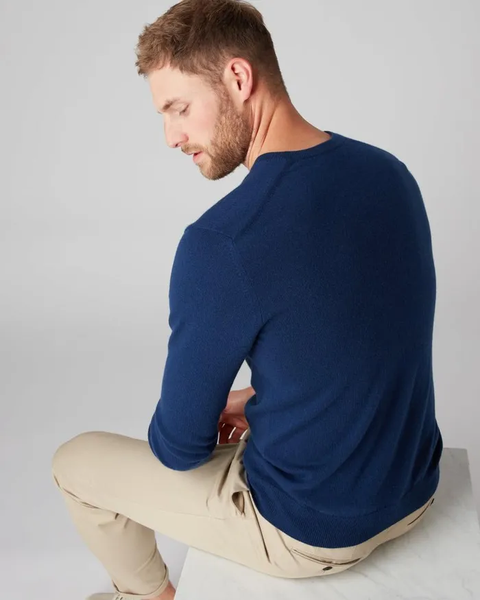 NPeal Jumpers Men Burlington V Neck Cashmere Jumper French Blue