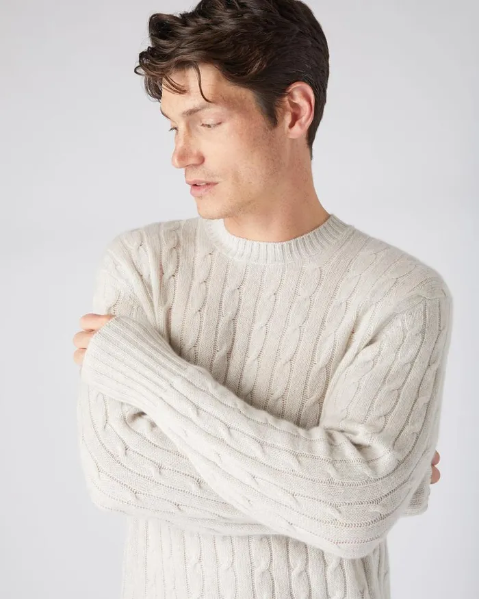 NPeal Jumpers Men Thames Cable Round Neck Cashmere Jumper Pebble Grey
