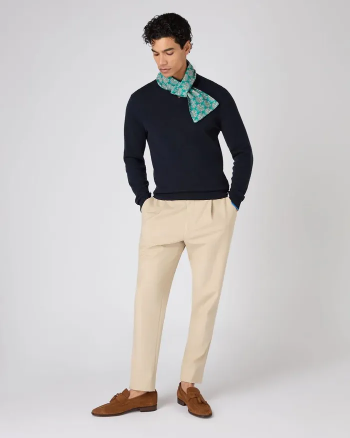 NPeal Jumpers Men The Jockey Club V Neck Cashmere Jumper Navy Blue