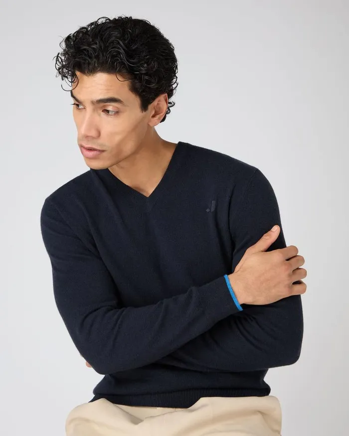 NPeal Jumpers Men The Jockey Club V Neck Cashmere Jumper Navy Blue