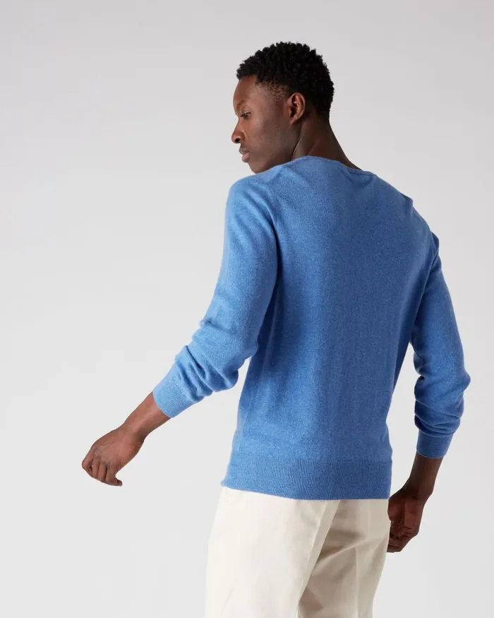 NPeal Jumpers Men The Oxford Round Neck Cashmere Jumper Cruise Blue