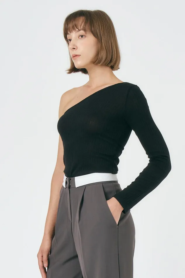Storets Cielo OneShoulder Top Women Tops