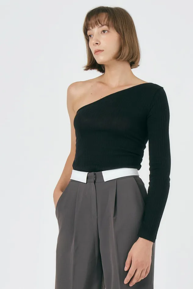 Storets Cielo OneShoulder Top Women Tops