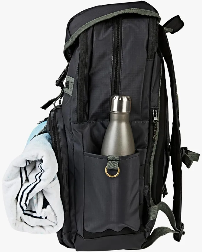 Surftrek Explorer 32L Large Travel Backpack Black KidsMen Billabong Boy039s School Essentials
