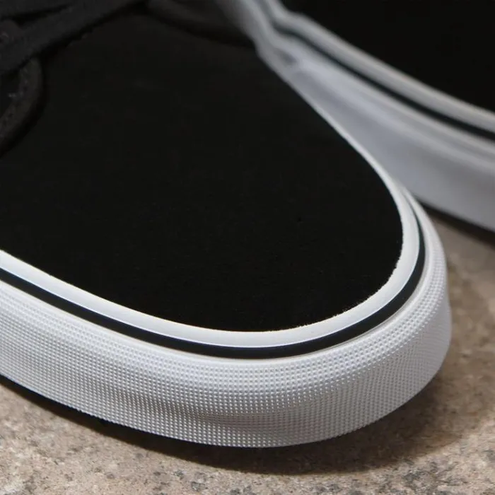 Vans Suede Chukka Low BlackTrue White Mens BMX Shoes Vans Suede Chukka Low BlackTrue White Mens BMX Shoes