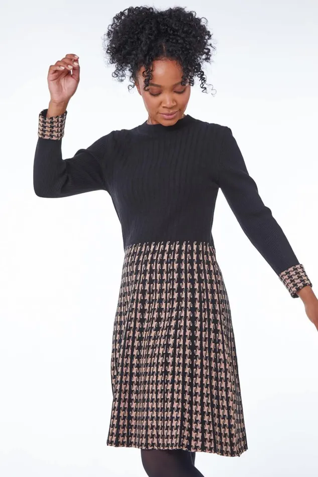 Women Black Petite Contrast Knitted Skater Jumper Dress Roman Dresses