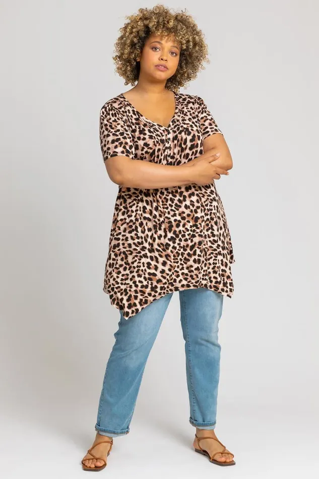 Women Brown Curve Animal Print Hanky Hem Top Roman Tops
