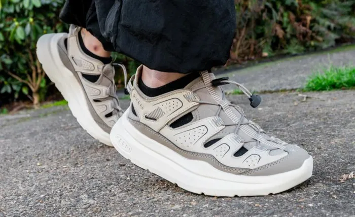 Women KEEN Casual Wk450 Sandal Plaza TaupeBlack Walking Shoe Women KEEN Casual Wk450 Sandal Plaza TaupeBlack Walking Shoe