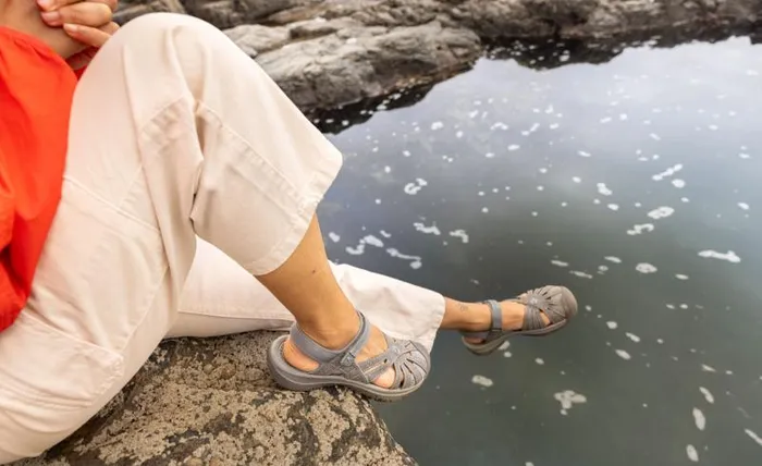 Women KEEN Hike Rose Sandal Granite GreenDrizzle Closed Toe Sandal Women KEEN Hike Rose Sandal Granite GreenDrizzle Closed Toe Sandal