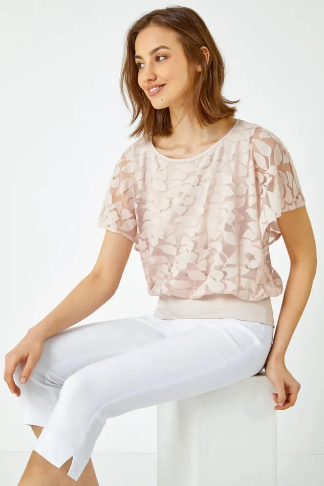 Women Stone Textured Floral Blouson Stretch Top Roman Tops